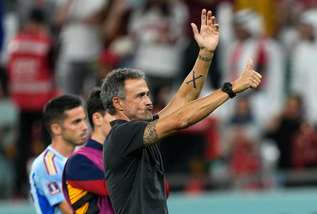 Luis Enrique lämnar jobbet som förbundskapten för Spanien efter förlusten i VM-åttondelsfinalen mot Marocko.