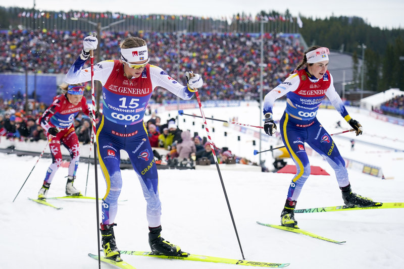 Frida Karlsson och Ebba Andersson är båda från Sollefteå. Foto: Gorm Kallestad/NTB/TT