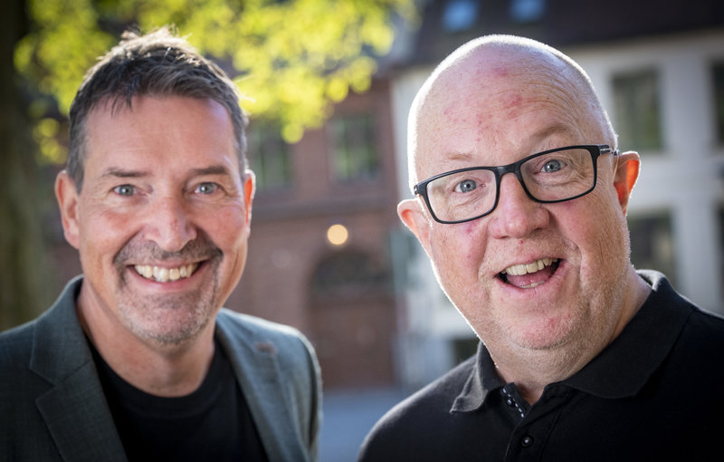 Humorduon och barndomsvännerna Johan Wester och Anders Jansson. Foto: Johan Nilsson/TT Humorduon och barndomsvännerna Johan Wester och Anders Jansson. Foto: Johan Nilsson/TT