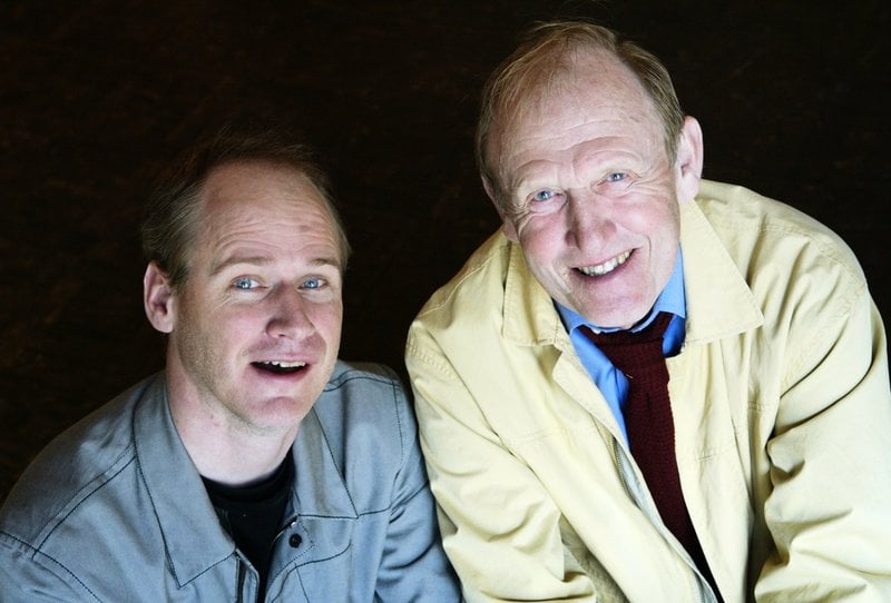 Senast Robert Gustafsson spelade i "Fångad på nätet" var året 2004. Han gjorde rollen som taxichauffören Per-Arne och Björn Gustafson spelade hans förvirrade pappa.