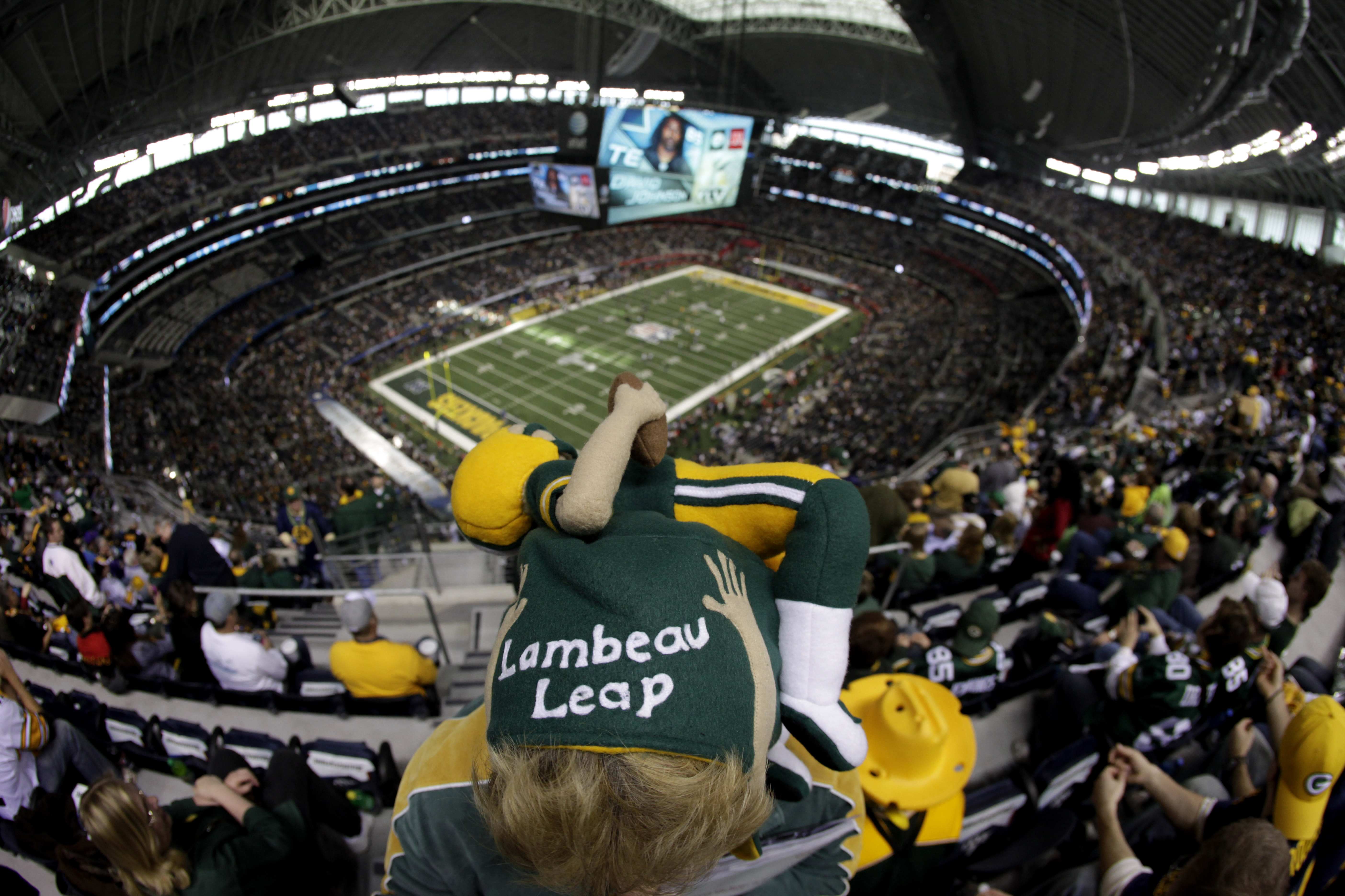 Super Bowl i Dallas blev, som det sig bör, en rätt galen historia som slutade med seger för Green Bay Packers. Super Bowl i Dallas blev, som det sig bör, en rätt galen historia som slutade med seger för Green Bay Packers.