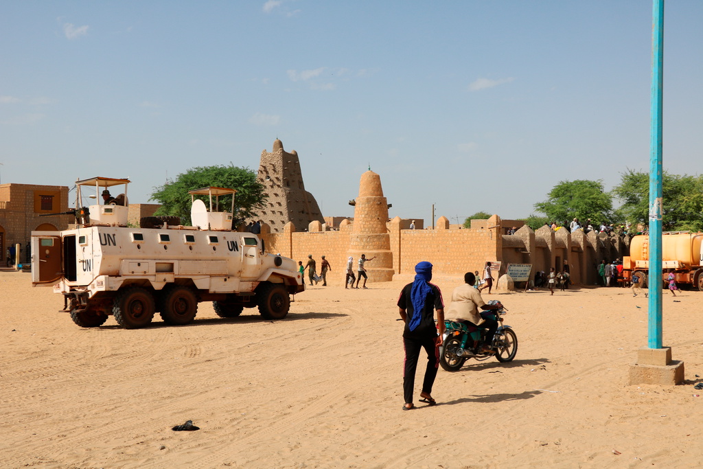 Timbuktu, Försvarsmakten, TT, Twitter