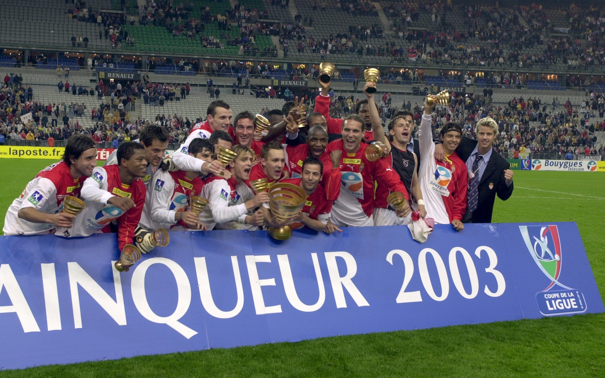 Därefter drog flyttlasset till Monaco där han även mäktade med att vinna en ligatitel med klubben. Dessutom fick han spela i sex Champions Leaguematcher. Därefter drog flyttlasset till Monaco där han även mäktade med att vinna en ligatitel med klubben. Dessutom fick han spela i sex Champions Leaguematcher.