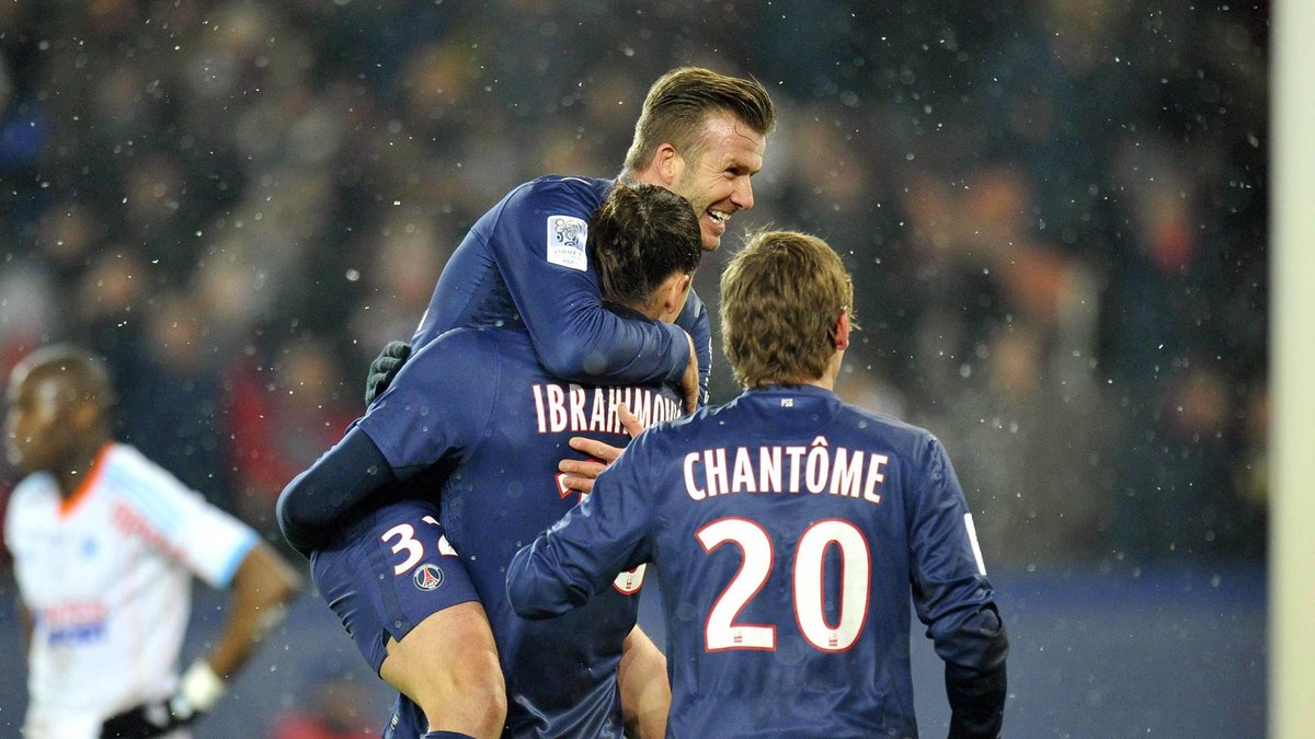 Zlatan och Beckham firar den förstnämndes mål på övertid mot Marseille.