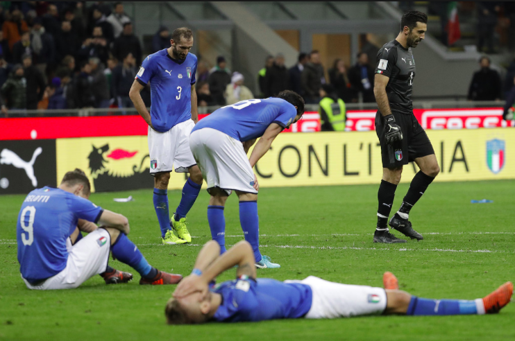 Italien deppar efter matchen. Italien deppar efter matchen.
