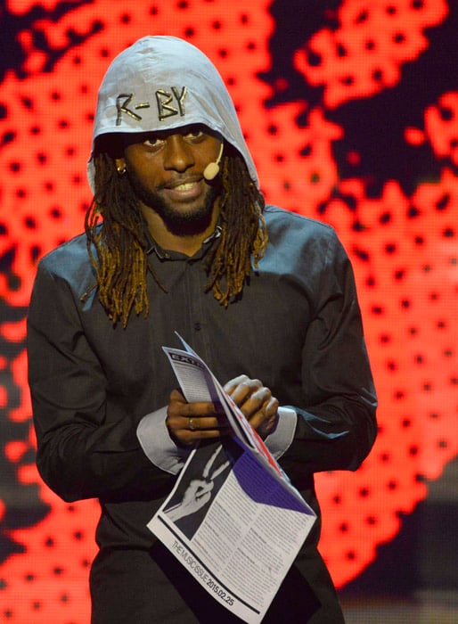 Fotbollsspelaren Martin Mutumba delade ut pris i kategorin årets hiphop och soul. 