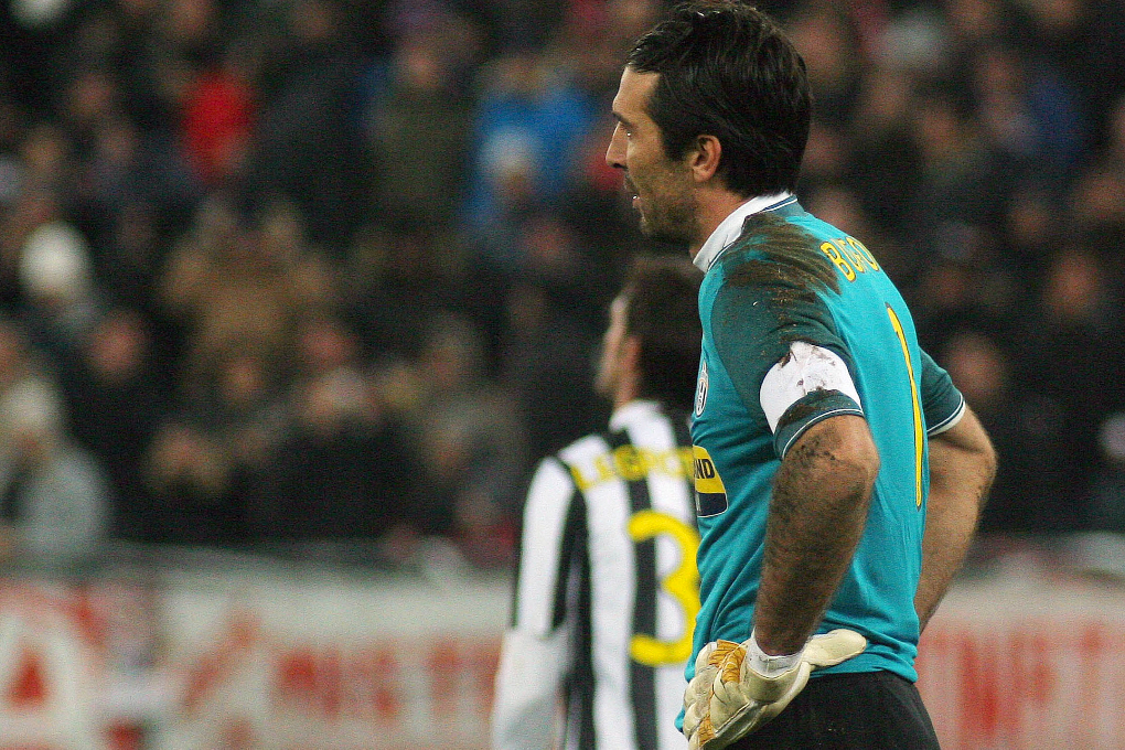 Gianluigi Buffon tappade sig rejält i samband med 2-2-målet.