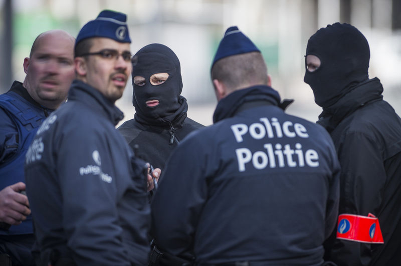 Polis Polis