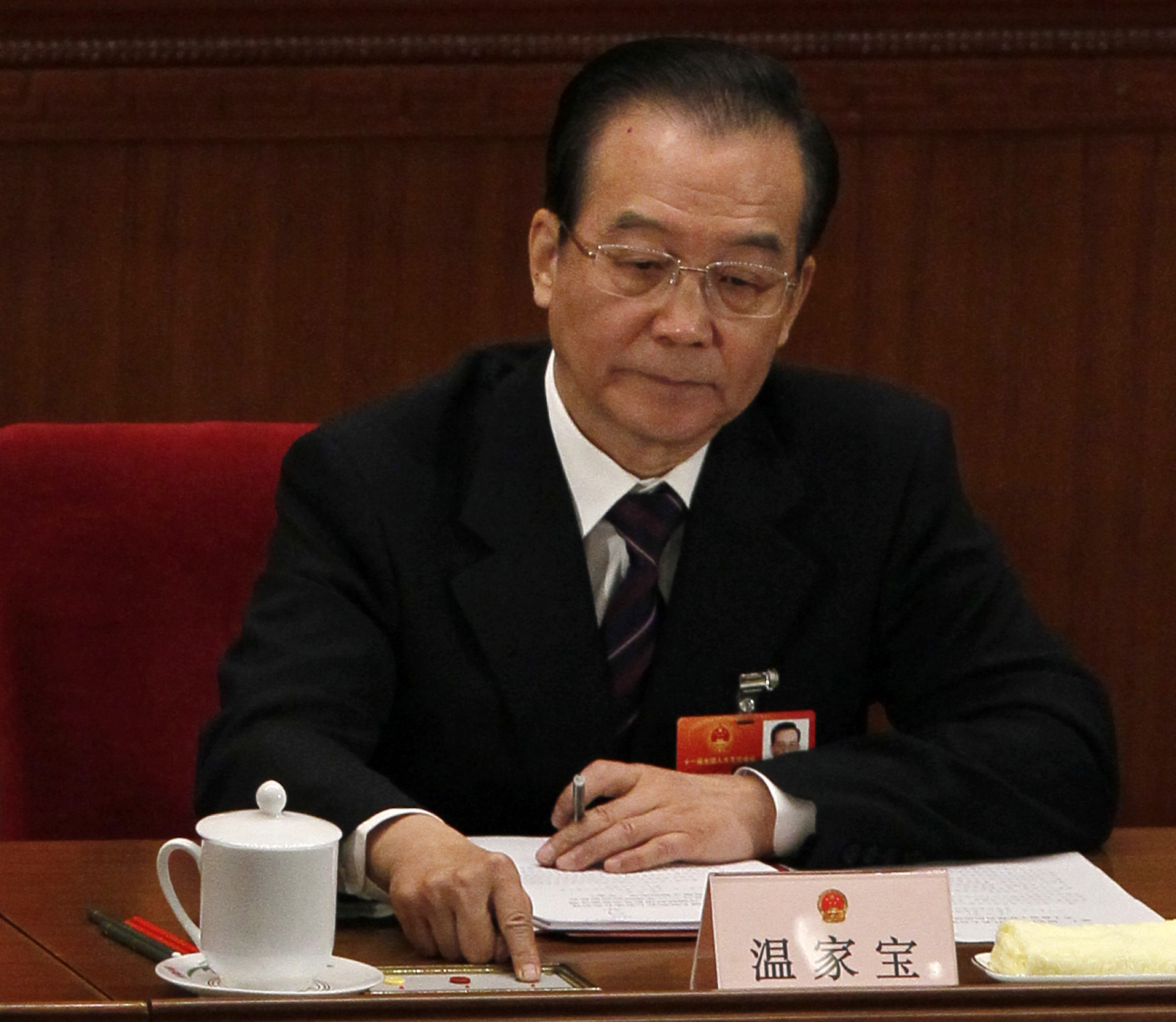 Den 23 april ska Lööf ta emot Kinas premiärminister Wen Jiabao.