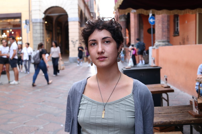 Dalila Pluchino studerar konsthistoria på universitetet i Bologna, ett av världens äldsta lärosäten. Hon oroas över vad som kommer att hända om Giorgia Meloni blir premiärminister.