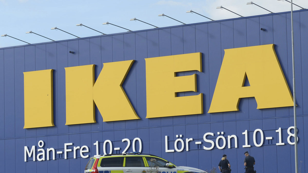 Ikea i Västerås var stängd i cirka två dagar efter den tragiska händelsen. 