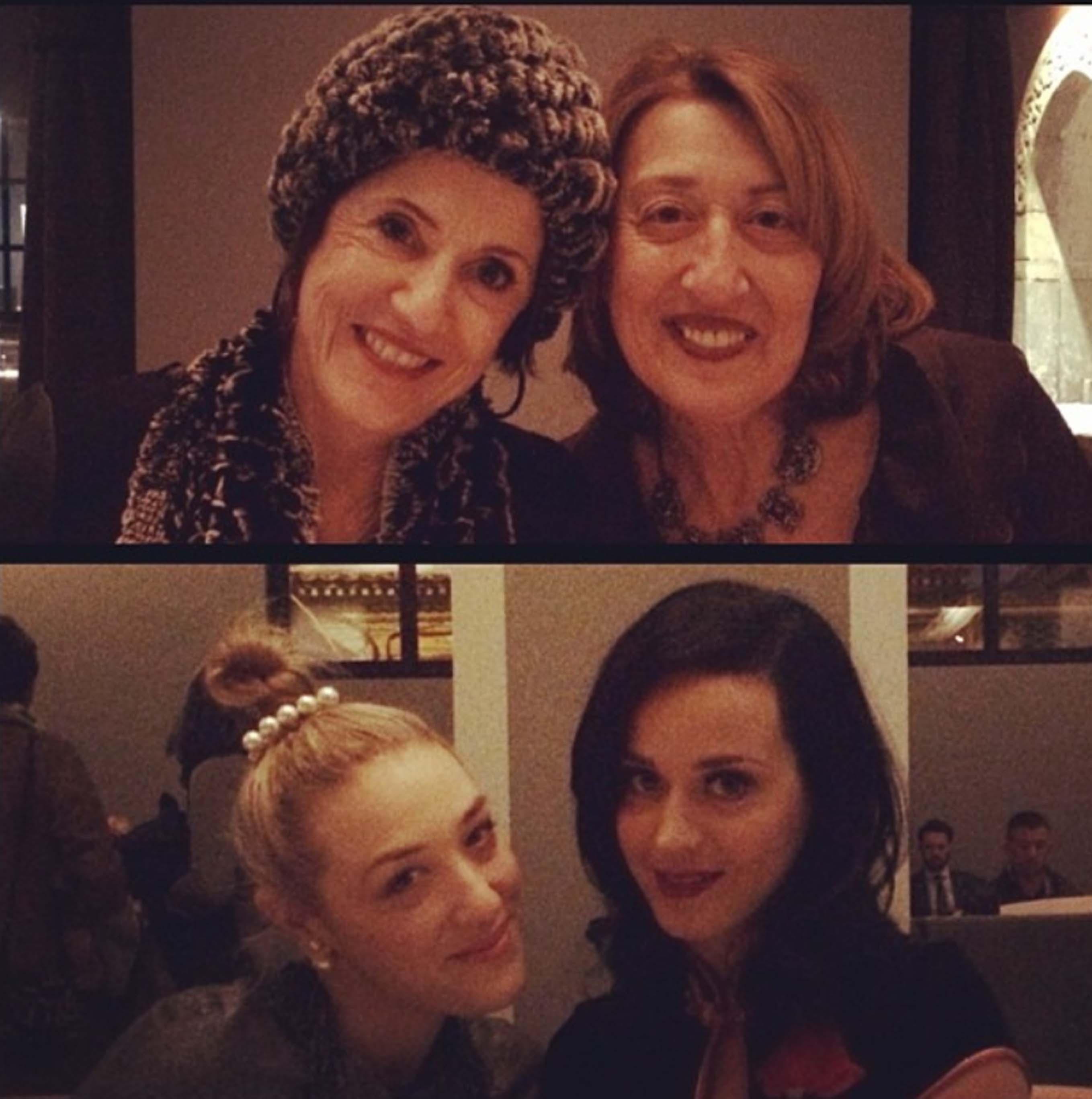 Katy Perry med sin mamma. Katy Perry med sin mamma.