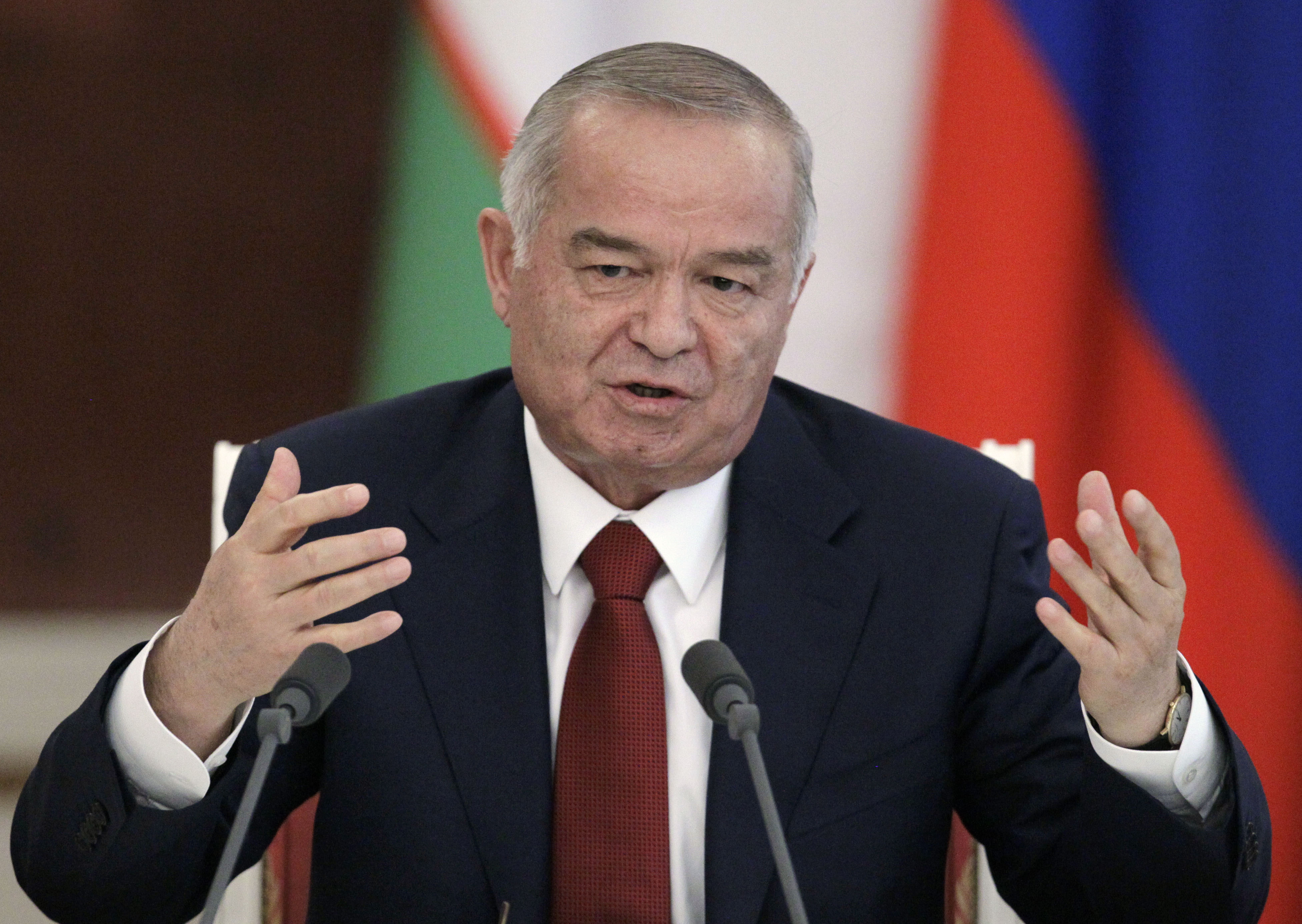 Islam Karimov - Uzbekistans president sedan 1990. Sedan dess har han hållit sig kvar vid makten genom politiska knep - han har sedan dess förlängt sin egen mandatperiod som president, något som strider mot landets författning. Internationellt har Karimov 