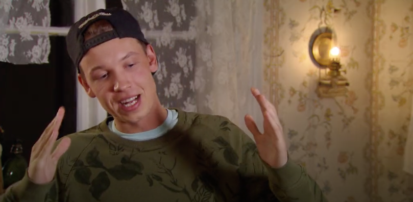 Ben Mitkus berättar om en lyckad fiskfångst i Farmen VIP. Ben Mitkus berättar om en lyckad fiskfångst i Farmen VIP.