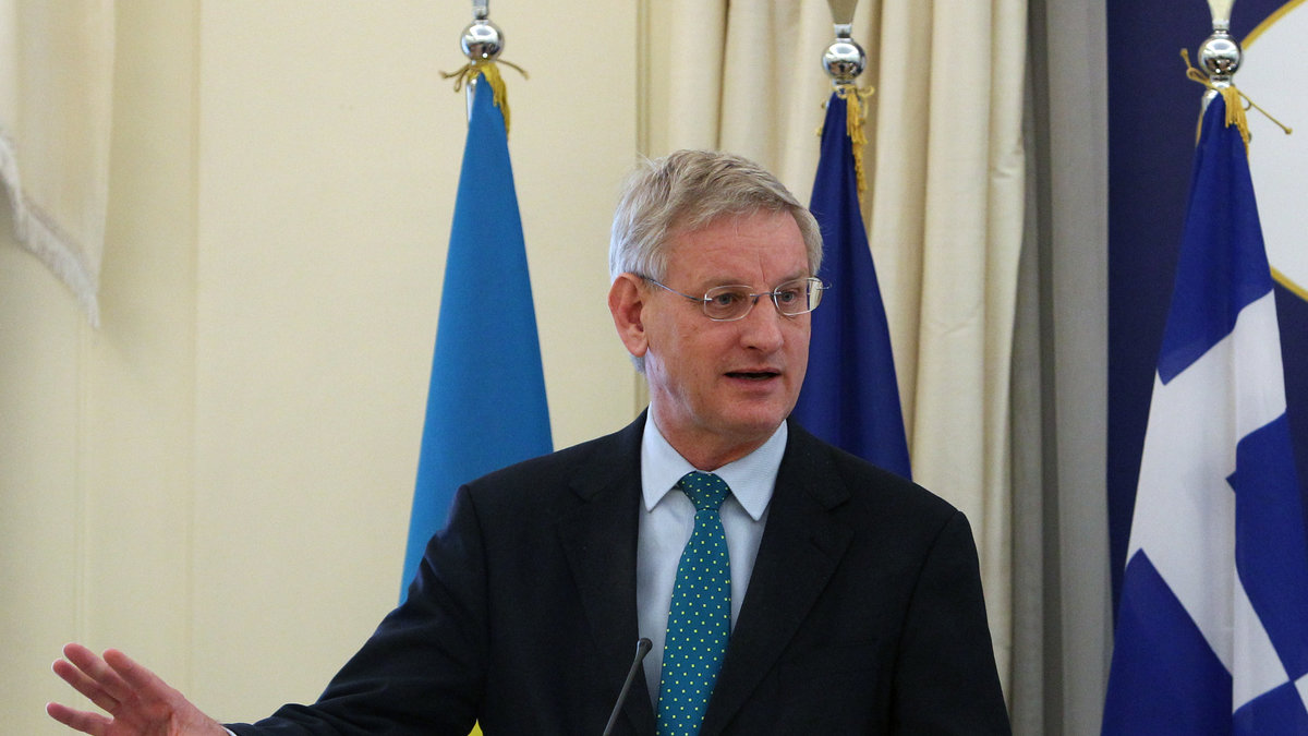 Utrikesminister Carl Bildt är "naturligtvis" en annan sådan.