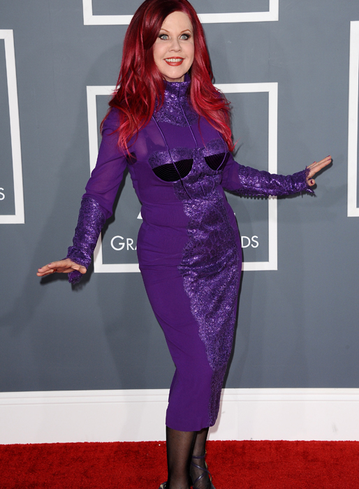 Och Kate Pierson hade nog bara behövt en stylist som inte hatade henne. Och Kate Pierson hade nog bara behövt en stylist som inte hatade henne.