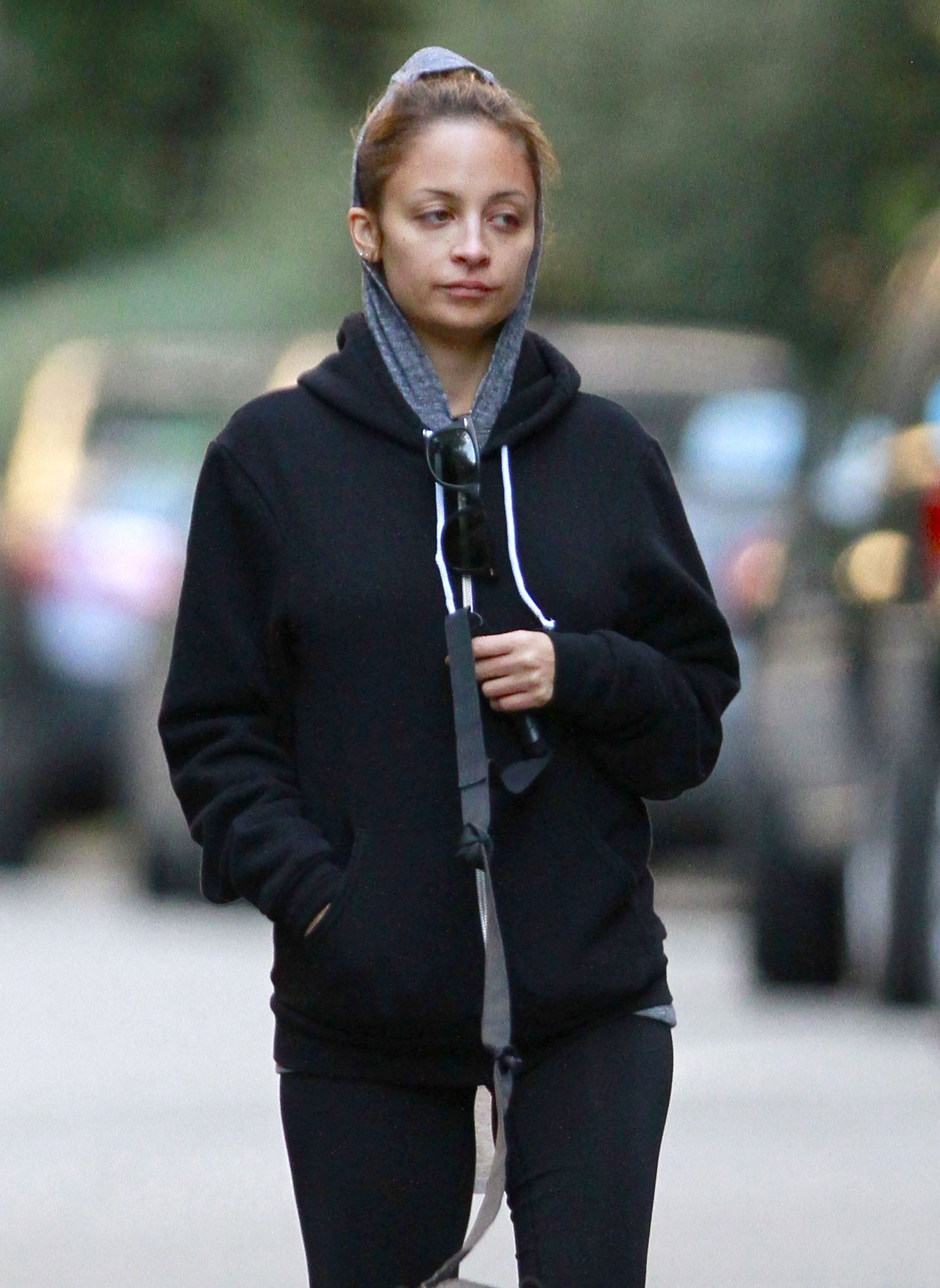 Nicole Richie ser inte riktigt ut som sig själv. Nicole Richie ser inte riktigt ut som sig själv.