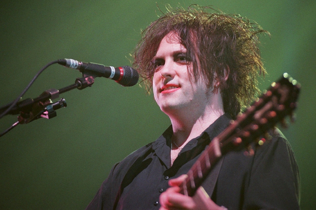 Goth-legendarerna The Cure är ett av många band som uppträder på årets Hultsfredsfestival.