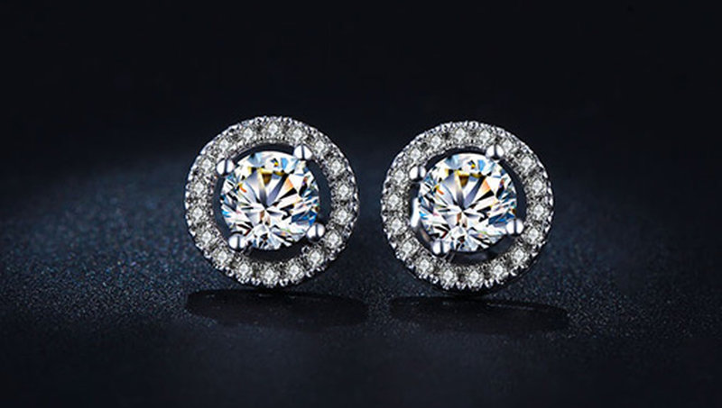 Örhängen i Swarovski