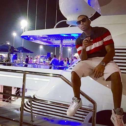 Ludacris på sin lyxyacht. Ludacris på sin lyxyacht.