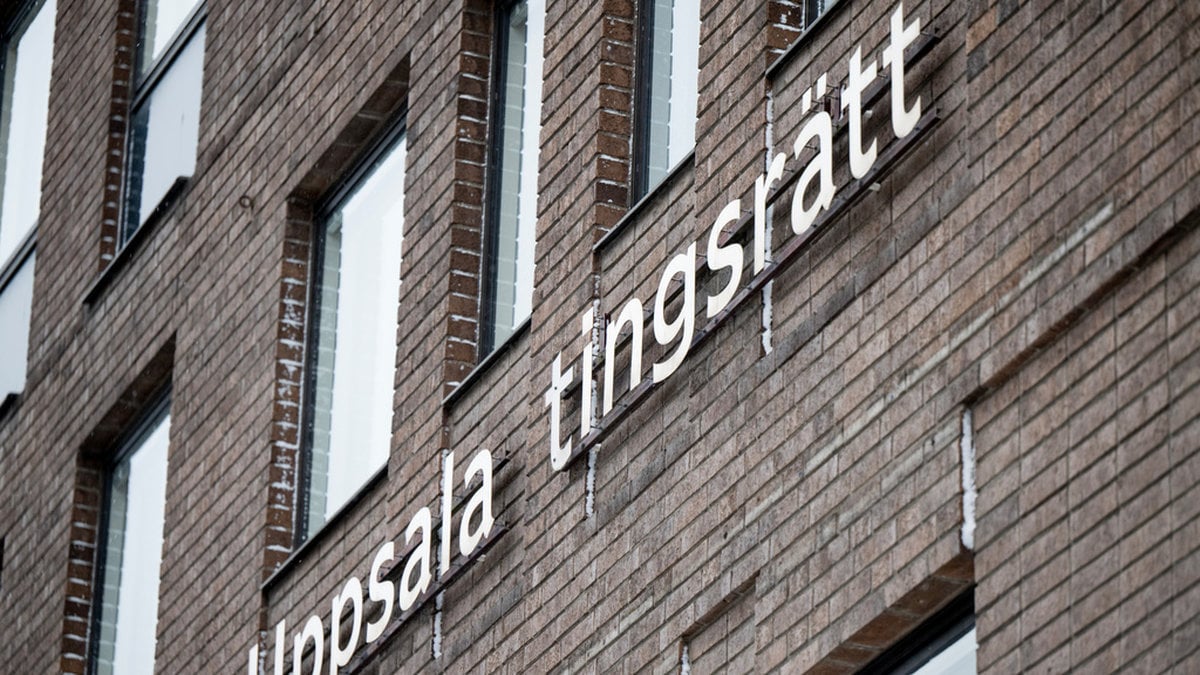 60-årig skolanställd åtalas för grova sexualbrott mot elever