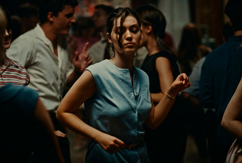 Anamaria Vartolomei i 'Omständigheter'. Pressbild.