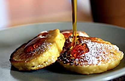 Apple pancakes! Apple pancakes!