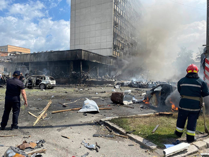 Kontorsbyggnaderna i Vinnytsia efter beskjutningen.