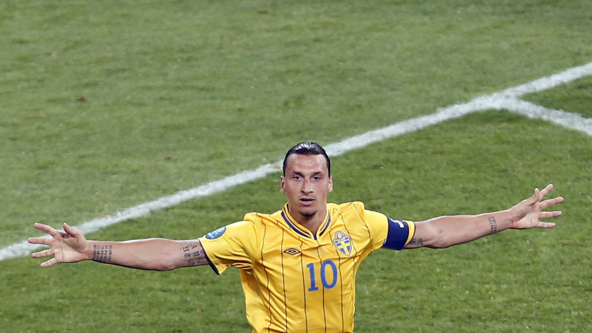 Zlatan kan bli nationalhjälte på fler än ett sätt. Han är nu nominerad till Augustpriset.