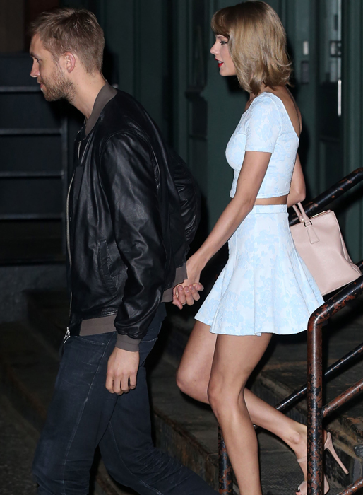 Taylor Swift och Calvin Harris går på middagsdejt i New York. Taylor Swift och Calvin Harris går på middagsdejt i New York.