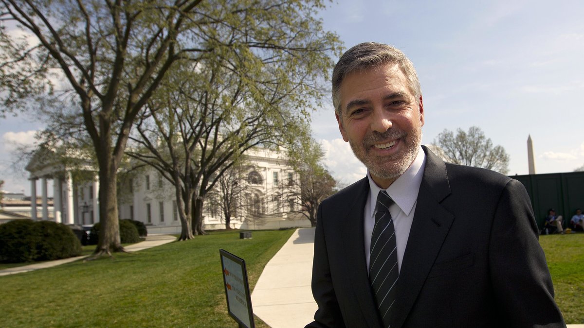 George Clooney efter ett besök hos Obama i Vita huset.