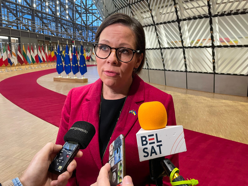 Utrikesminister Maria Malmer Stenergard på väg in till torsdagens EU-möte i Bryssel.