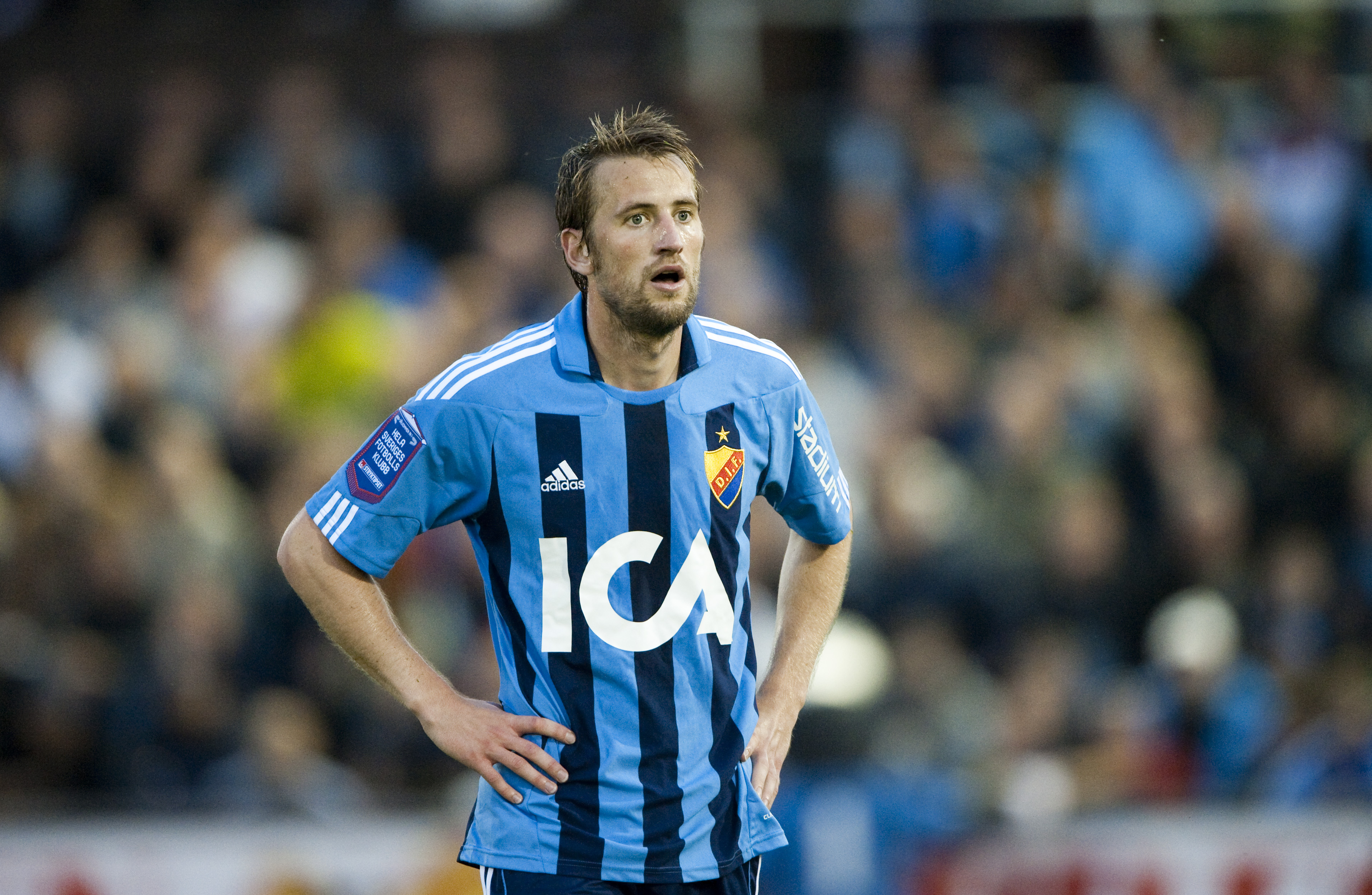6. Peter Nymann, högermittfältare Betyg: 4/5. Kom till klubben sommaren 2011. Löpstark yttermittfältare som även kan spela ytterback. Sätter skräck i många vänsterbackar med sin snabbhet. 6. Peter Nymann, högermittfältare Betyg: 4/5. Kom till klubben sommaren 2011. Löpstark yttermittfältare som även kan spela ytterback. Sätter skräck i många vänsterbackar med sin snabbhet.