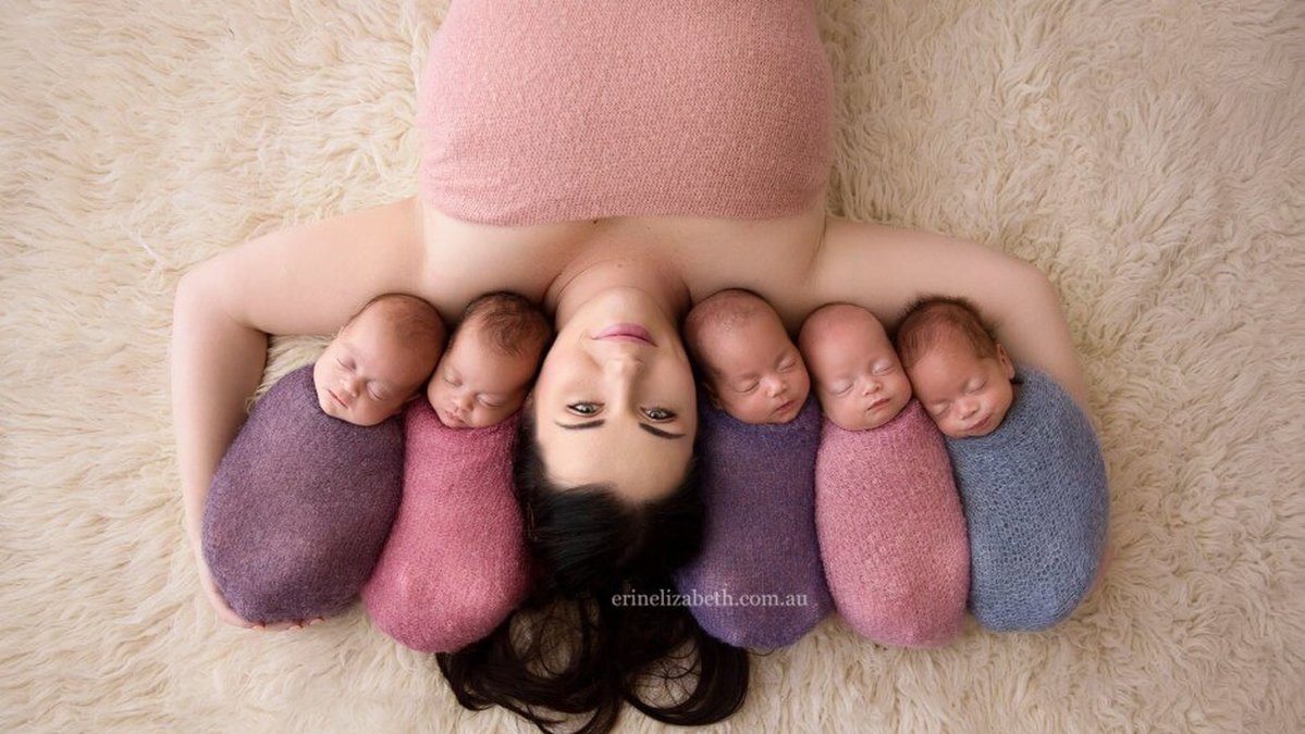 Bebisarna heter Penelope, Beatrix, Allie, Tiffany och Keith. Det är fyra flickor och en pojke.