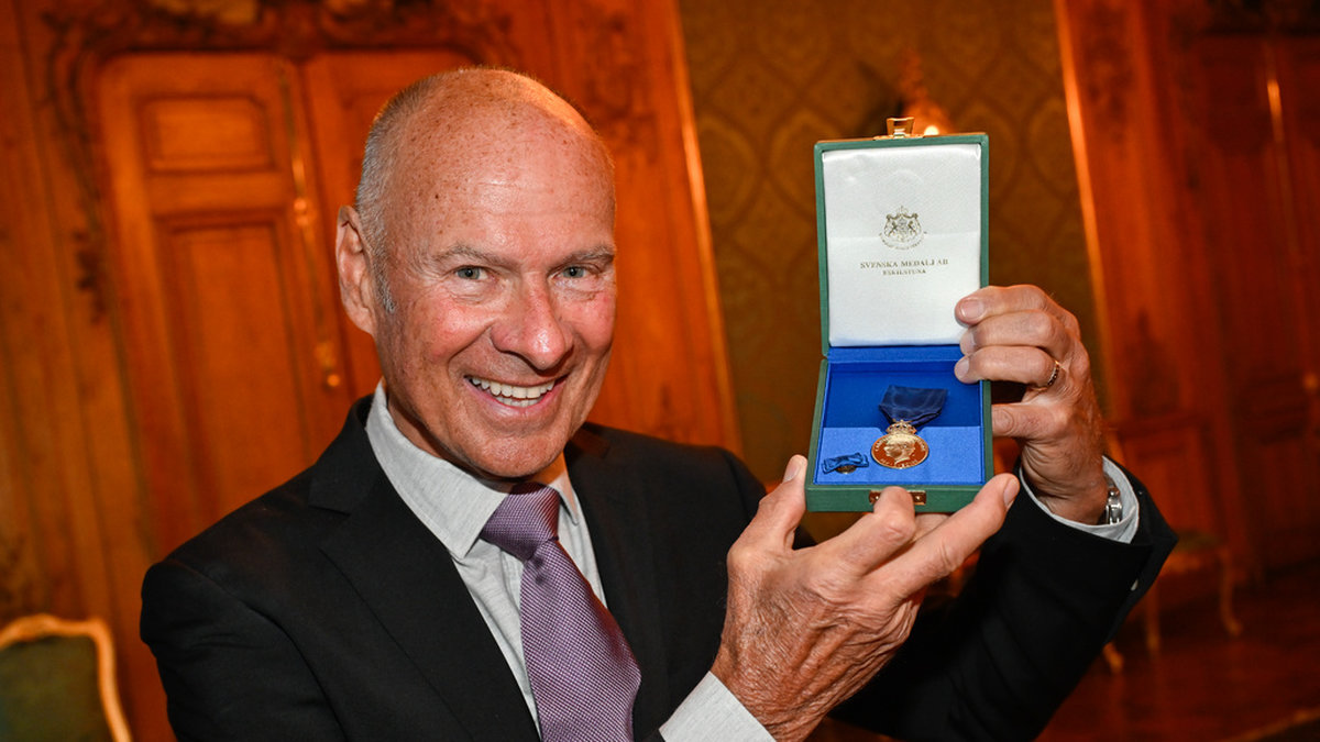 Kompositören Lasse Holm har tilldelats medaljen Litteris et Artibus på Stockholms slott. Arkivbild.
