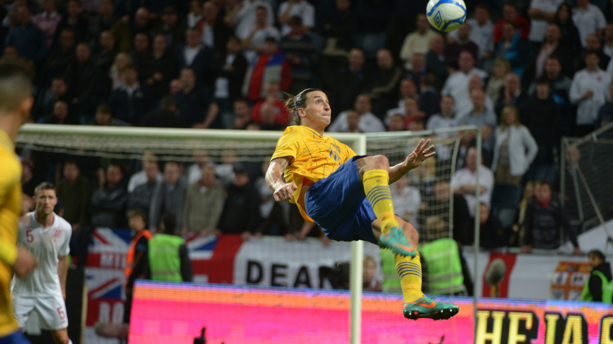 Zlatan stod för ett drömmål utan dess like mot England när Friends Arena invigdes i november.