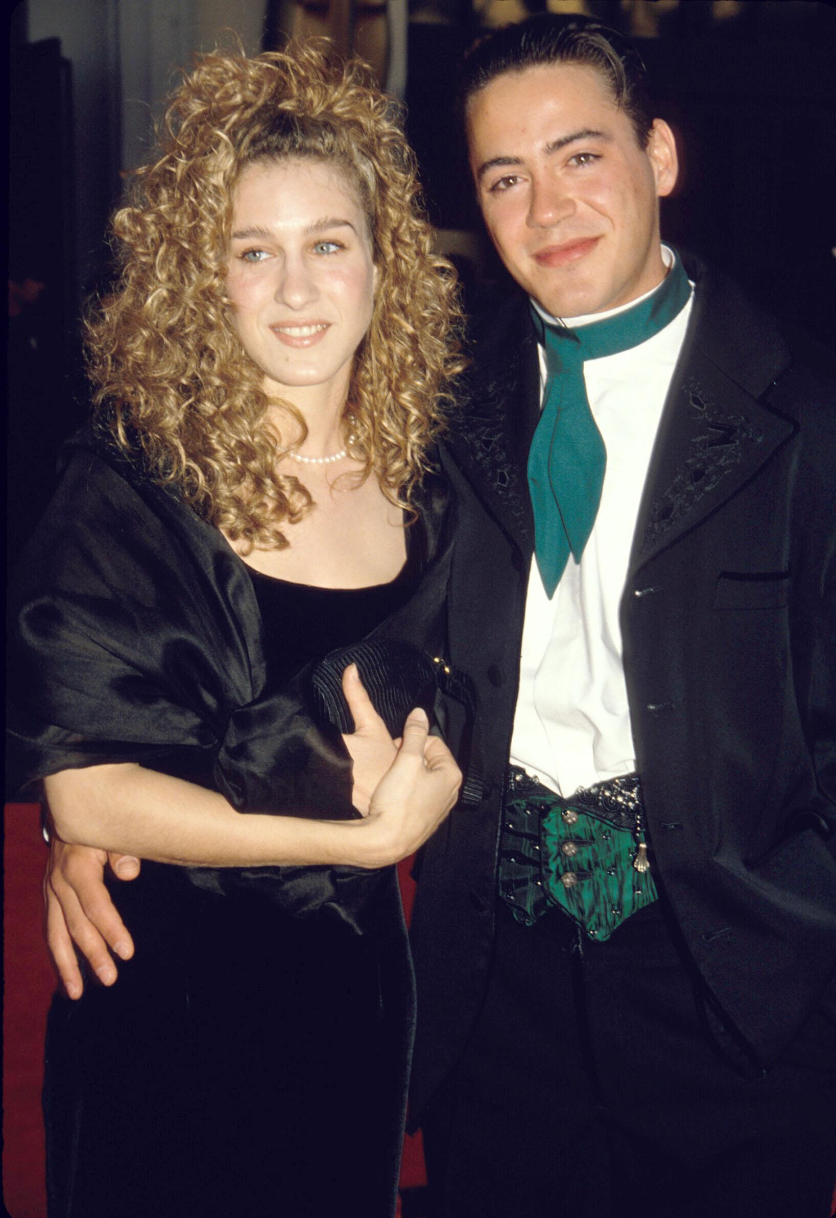 Sarah Jessica Parker och Robert Downey Jr. var ett par i sju år. Det ska ha varit Roberts drog- och alkoholberoende som orsakat uppbrottet. Sarah Jessica Parker och Robert Downey Jr. var ett par i sju år. Det ska ha varit Roberts drog- och alkoholberoende som orsakat uppbrottet.