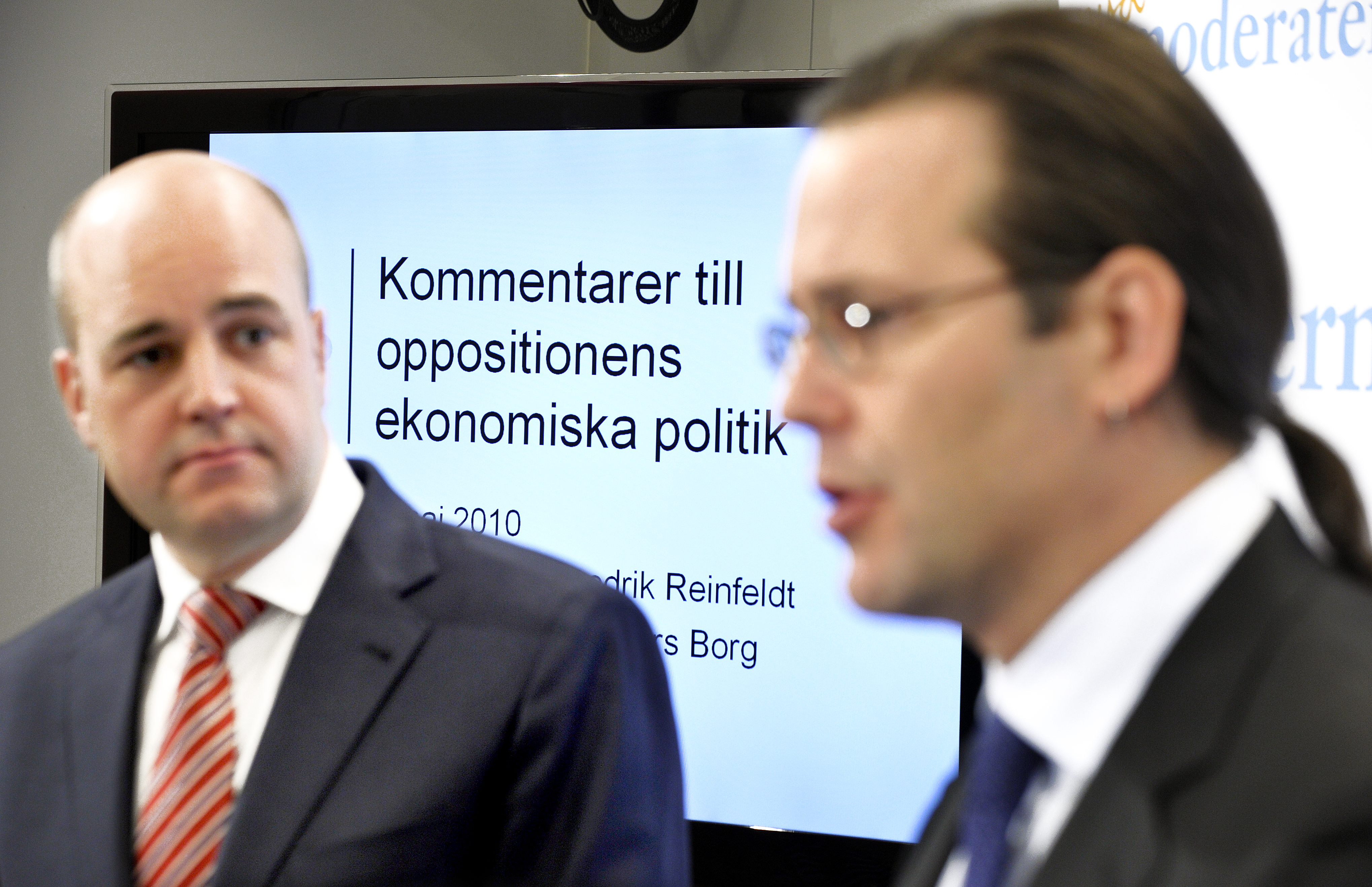 ... statsminister Reinfeldt och finansminister Borg - moderater.