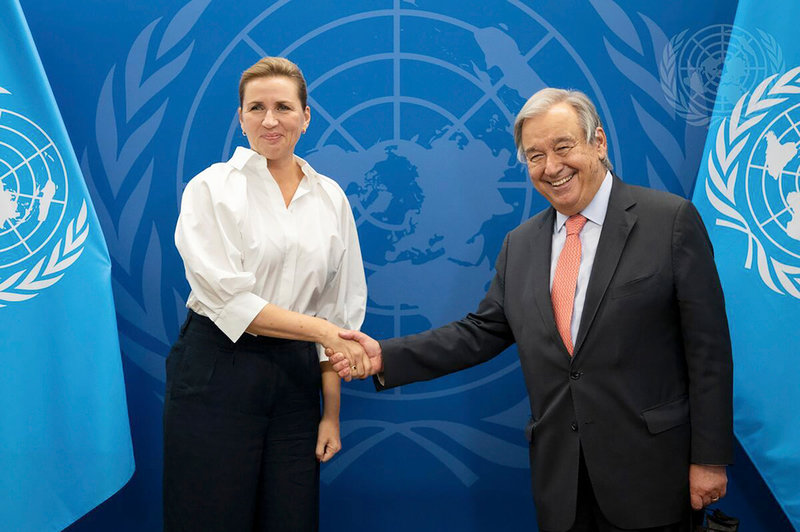 Trots bistra tider var det glada miner när António Guterres tog emot en av många högt uppsatta gäster, Danmarks statsminister Mette Frederiksen, i New York.
