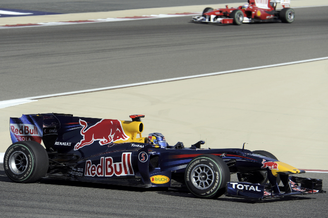 Sebastian Vettel ledde i Bahrain.