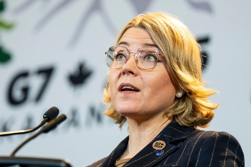 Digitalansvariga Henna Virkkunen ska under onsdagen presentera EU-kommissionens nya teknikpaket. Arkivbild.