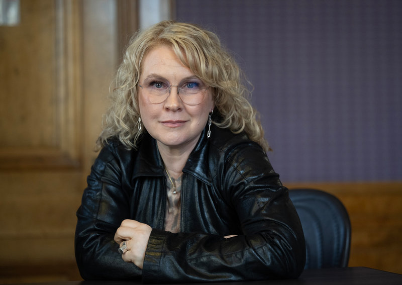 Eva Melander är tacksam över att hennes rollfigur får leva ut sin sexualitet i filmen. 