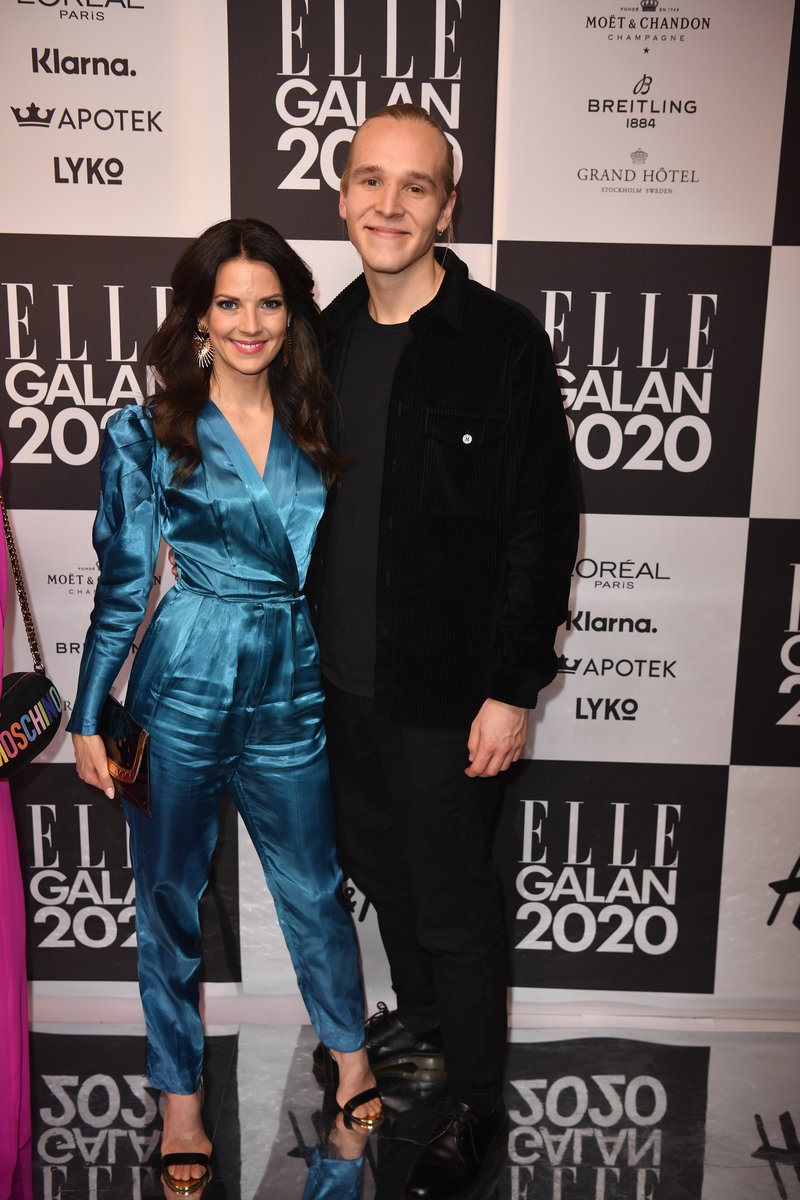 Simon Peyron och Malin Olsson. Simon Peyron och Malin Olsson.