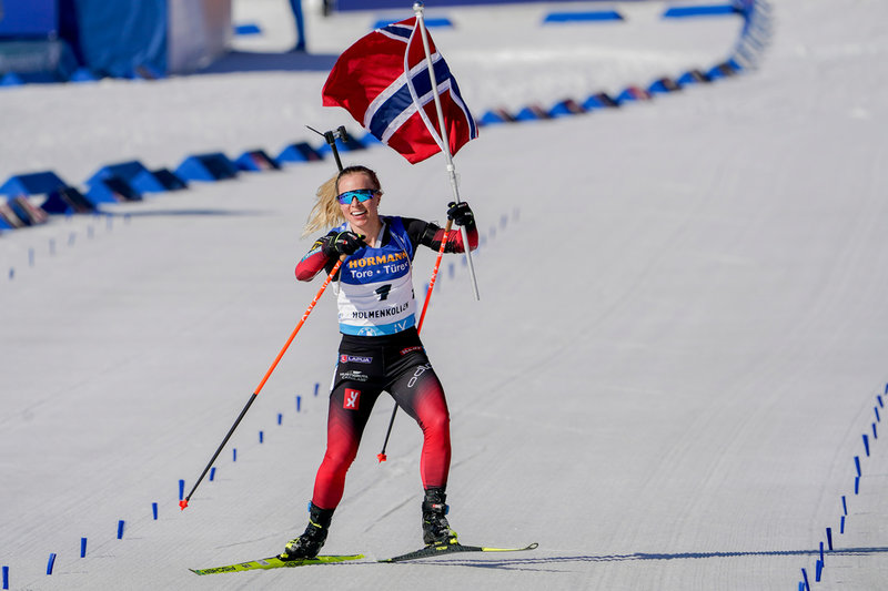 Tiril Eckhoff vid segern i Holmenkollen förra året. Arkivbild.