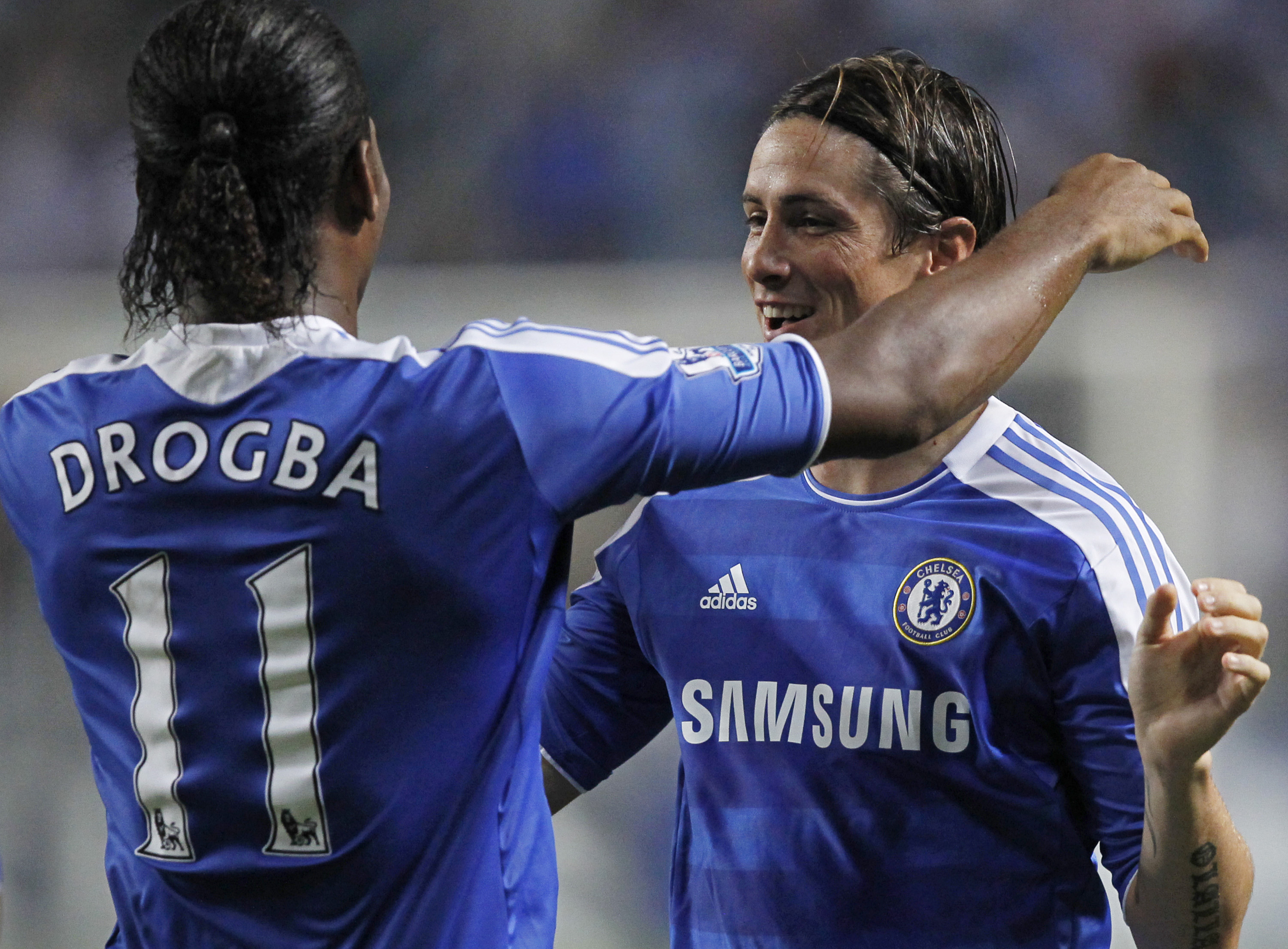 Enligt källor till The Mirror har Chelsea valt bort Didier Drogba för att satsa på Torres. 
