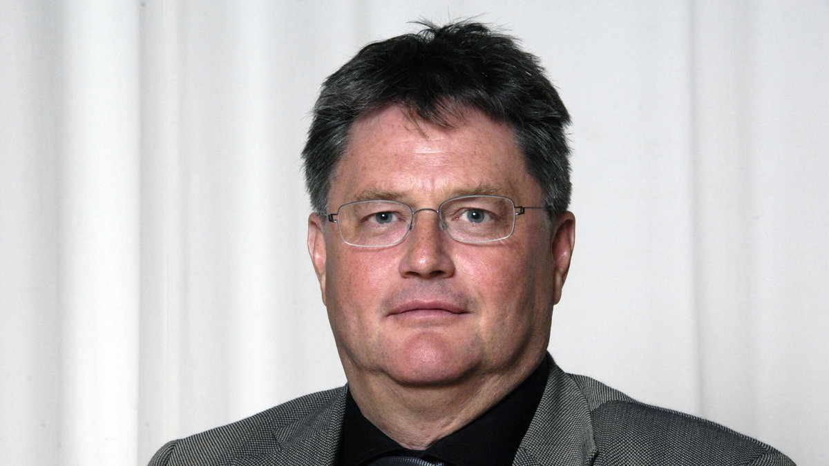 Per Björklund var partikassör och ekonomichef för Sverigedemokraterna. Men nu har han tvingats lämnat alla sina uppdrag. Nyheter24 kunde i november förra året avslöja att det handlade om alkoholproblem som partiet inte lyckats hjälpa honom med.