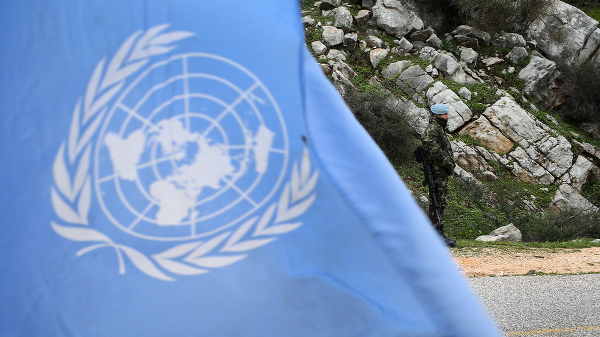 Fyra FN-anställda skadades efter en granat exploderat nära dem i Libanon. Arkivbild.
