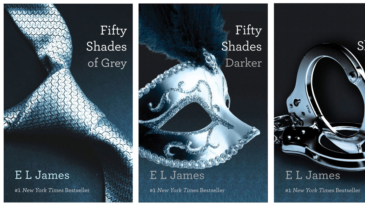 Samtliga böcker i E L James omtalade och erotiska Fifty Shades-trilogi.