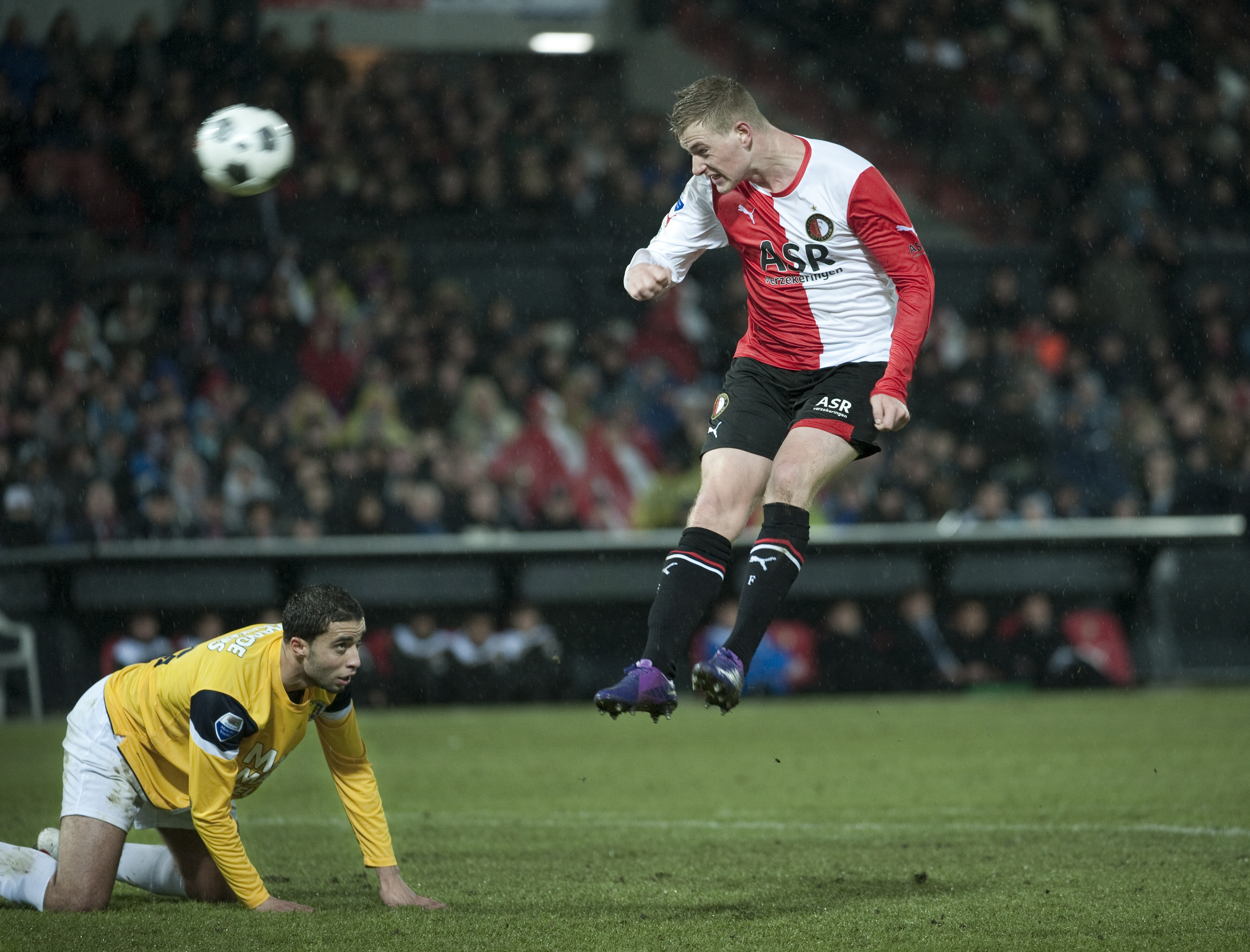 Anfallaren har tagit Holland med storm med 20 ligamål på 23 matcher.