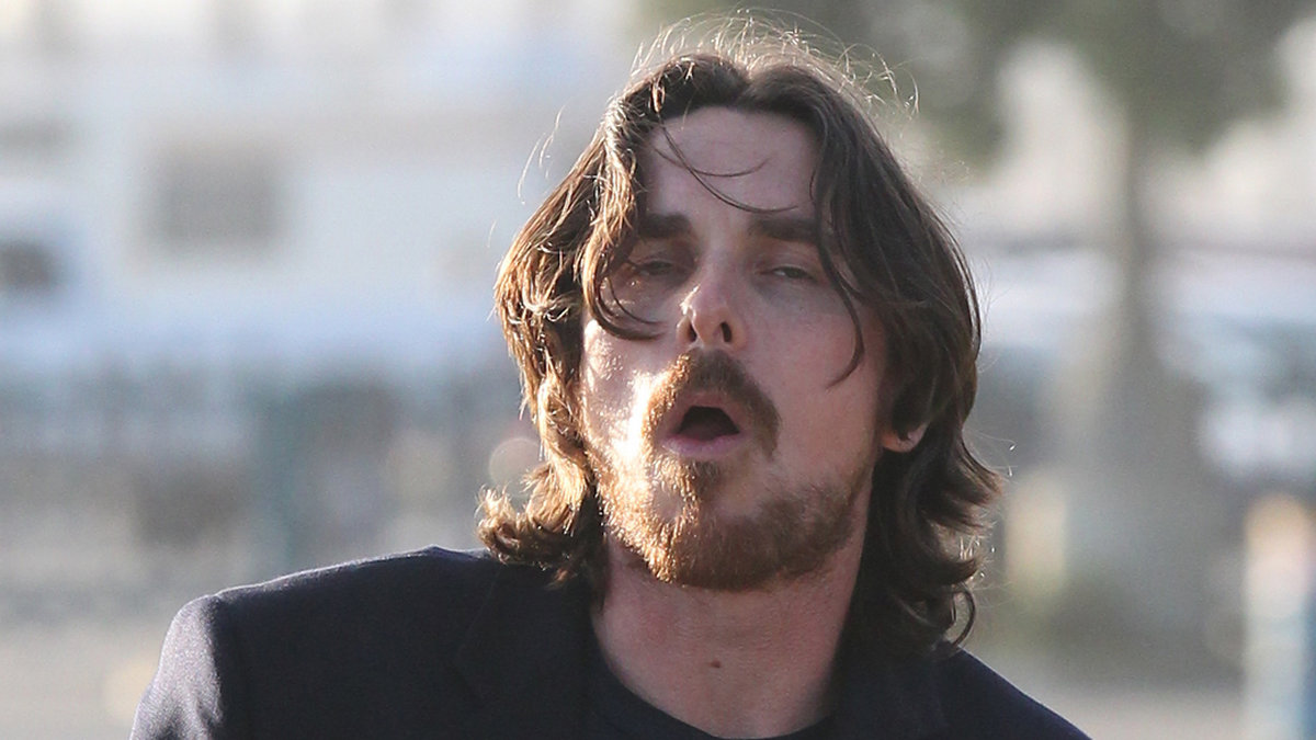 Christian Bale gillar sitt långa hår. 